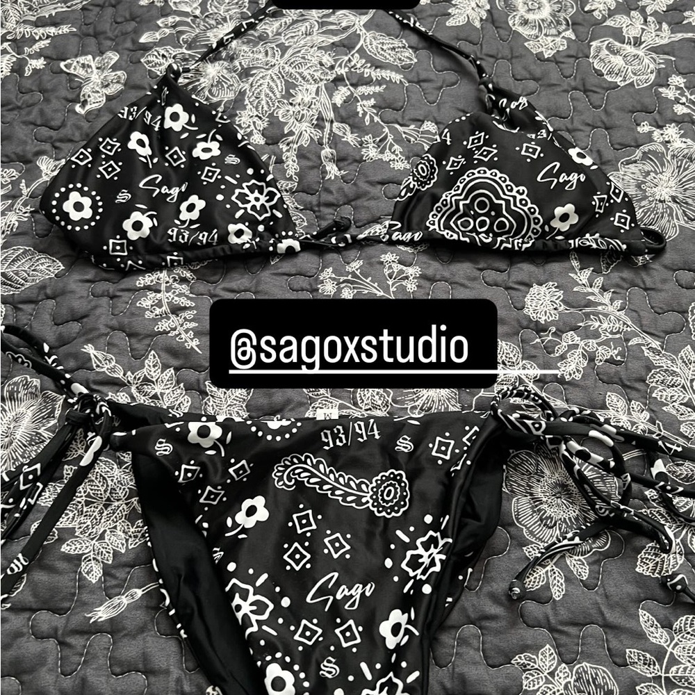 Sago Black and White Patterned Bikini Set